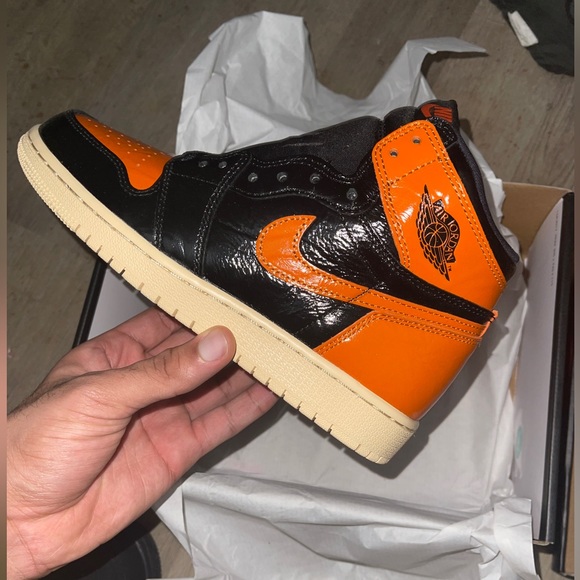 Air Jordan1 shattered backboard 3.0 size 6.5y DS og all - Picture 6 of 6